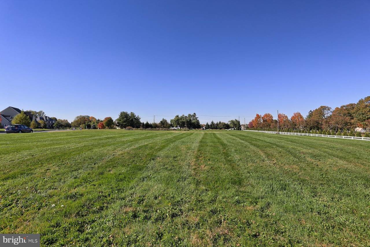 521 Cheltenham Court - Photo 1