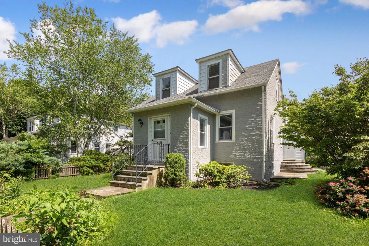 20 Midland Avenue - Photo 1
