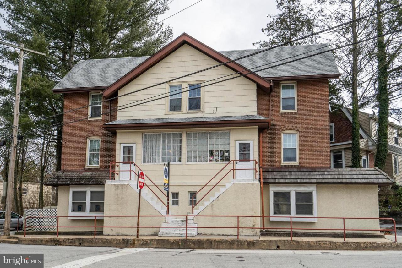 237 Aberdeen Avenue - Photo 1