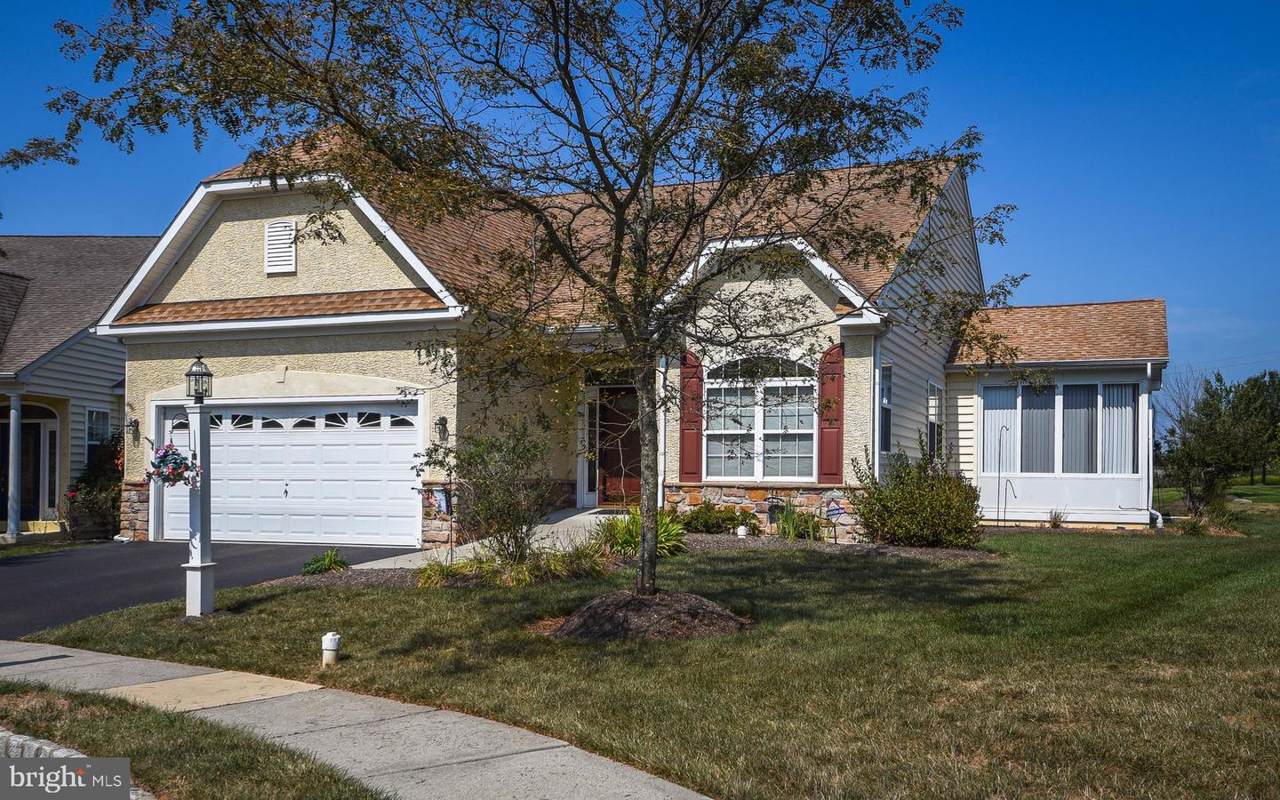 4397 Buttercup Circle - Photo 1