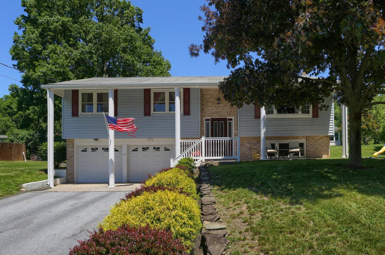 1550 Vesta Drive - Photo 1