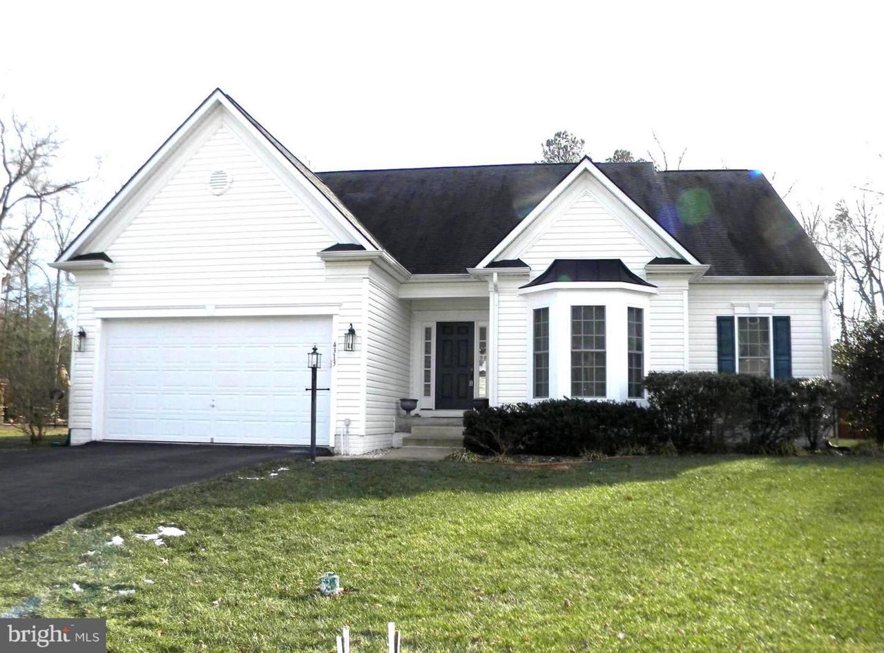 4313 Chatham Drive - Photo 1