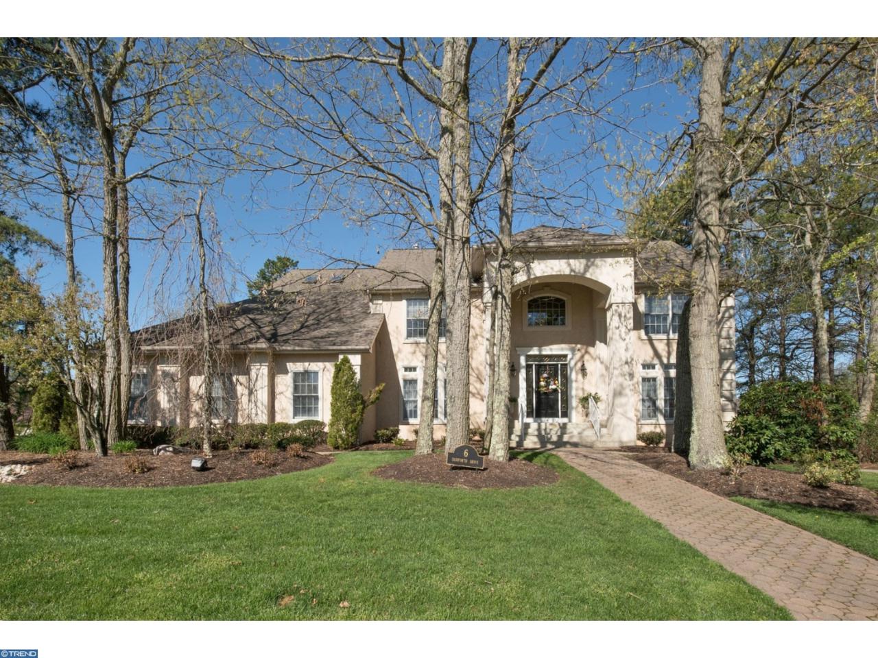 6 Danforth Drive - Photo 1