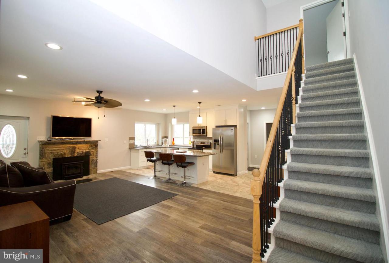 407 Welsh Road - Photo 1