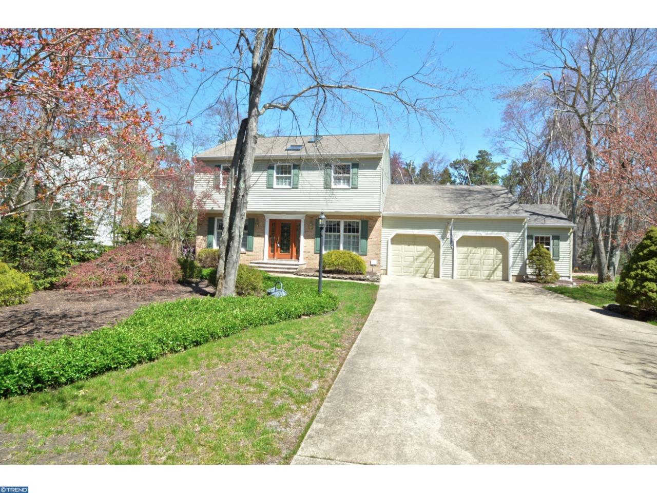 16 Yorkshire Drive - Photo 1