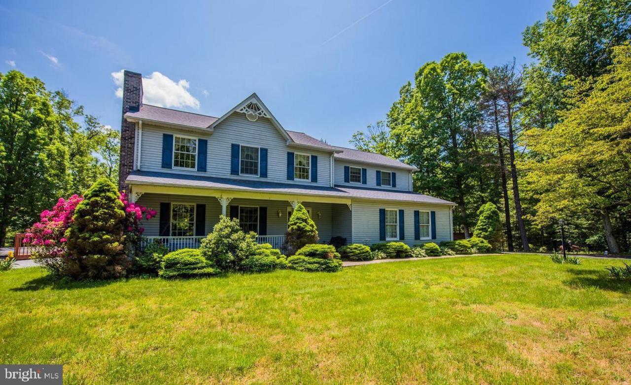 6229 Robinson Road - Photo 1