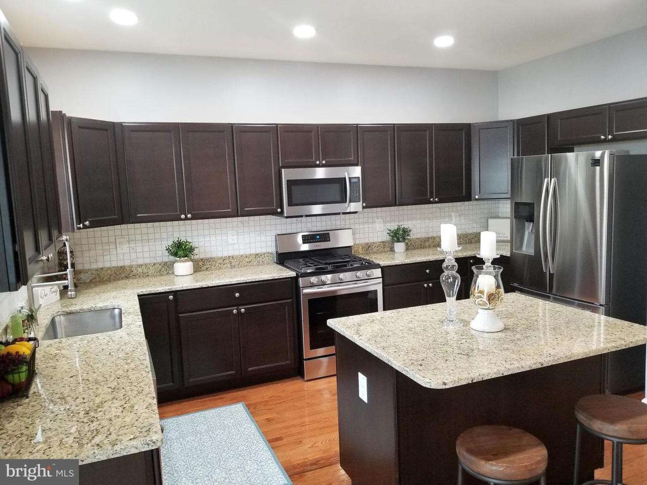 904 Shepard Avenue - Photo 1