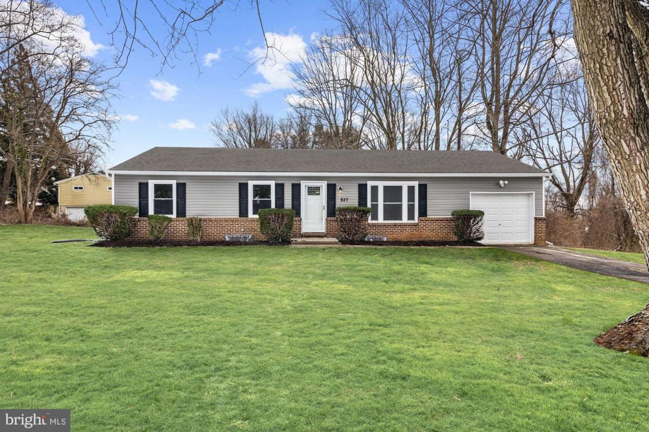 827 Maxa Road - Photo 1