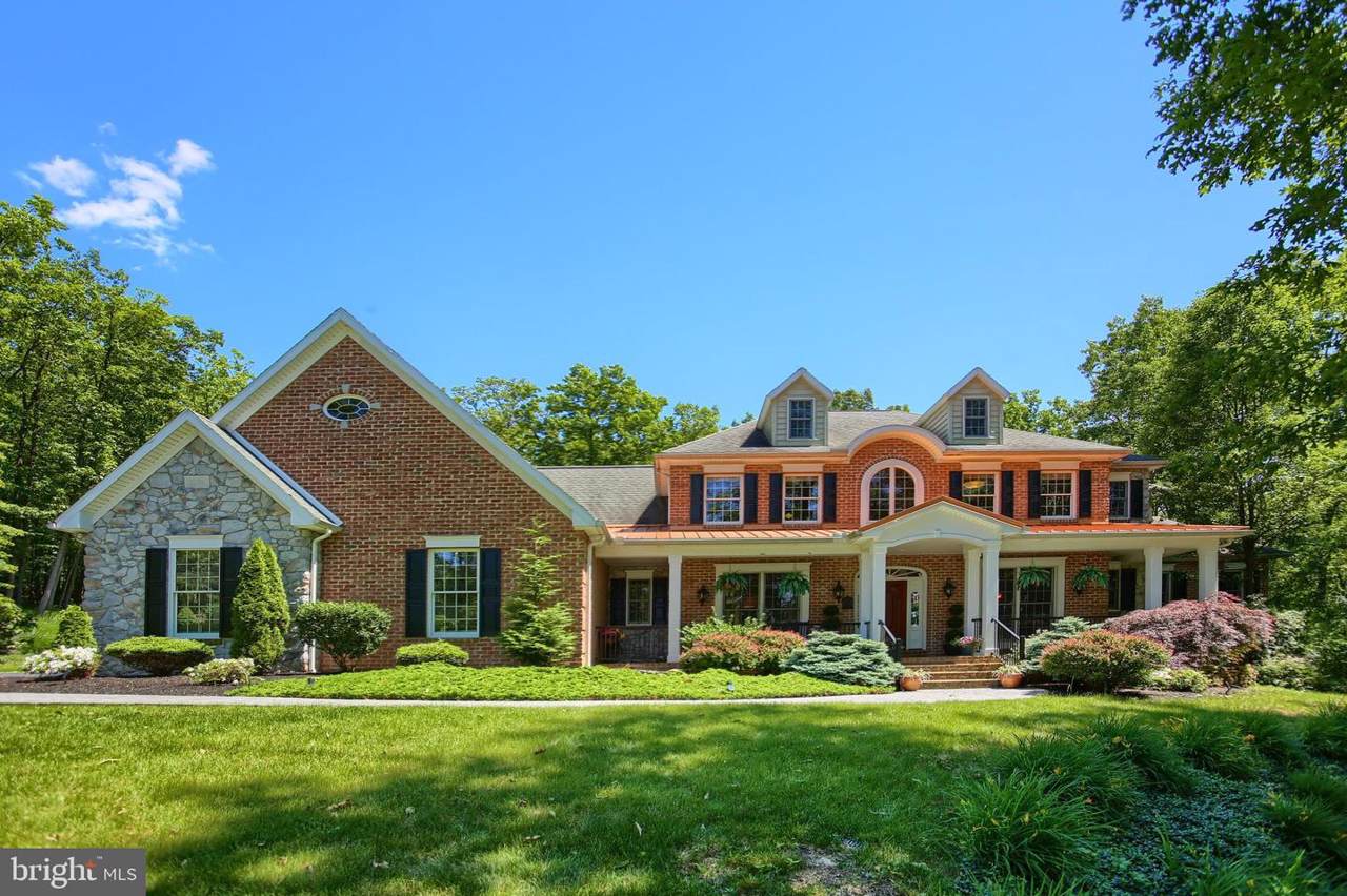 708 Cur Lee Lane - Photo 1