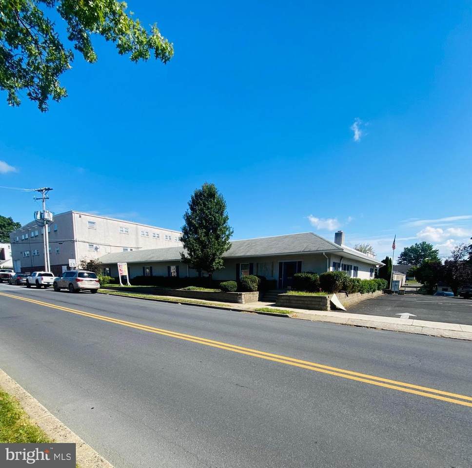 315 2ND Street - Photo 1