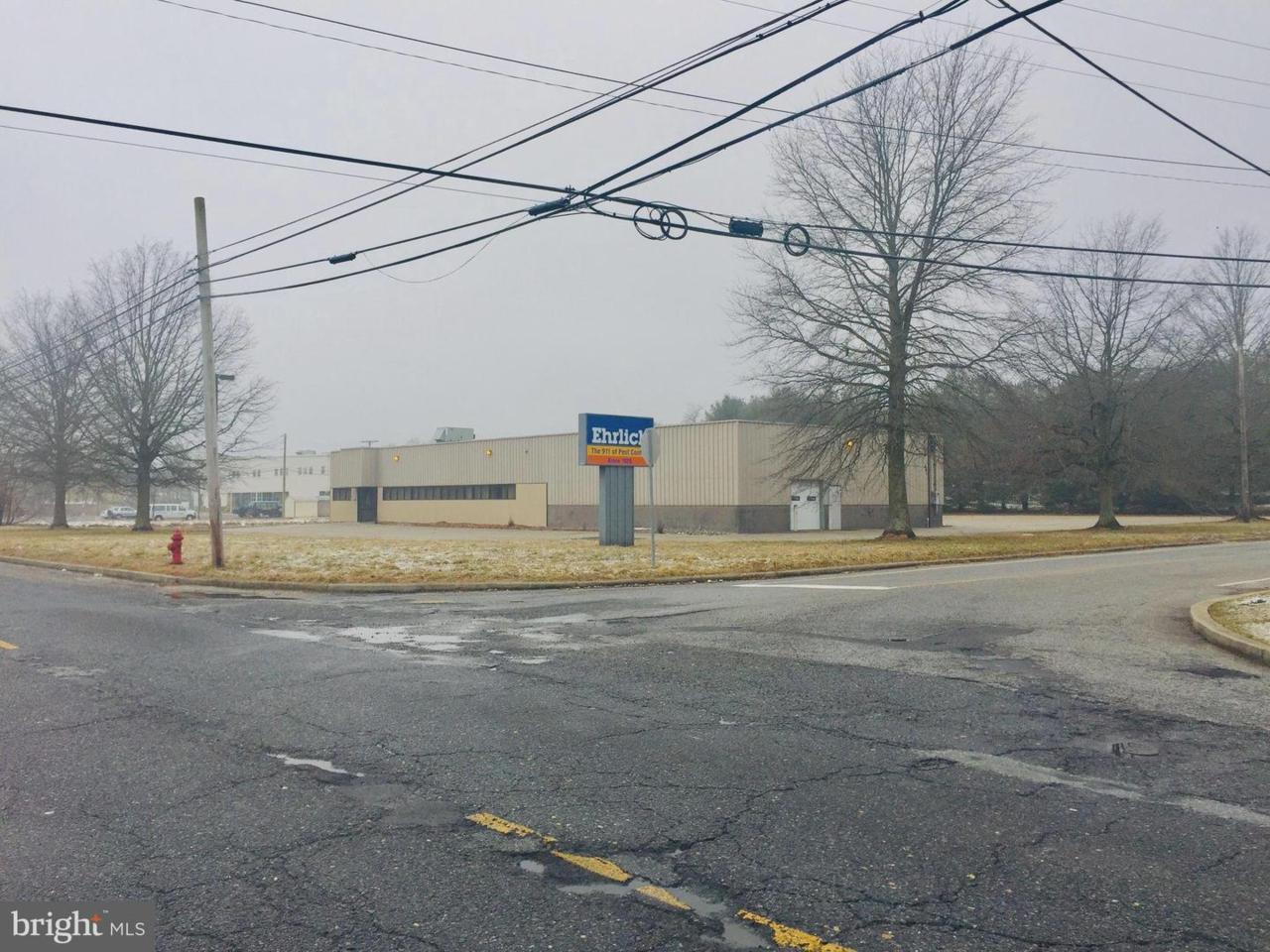 1330 S West Blvd - Photo 1