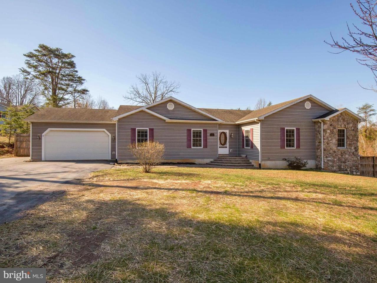 44 Dillard Court - Photo 1