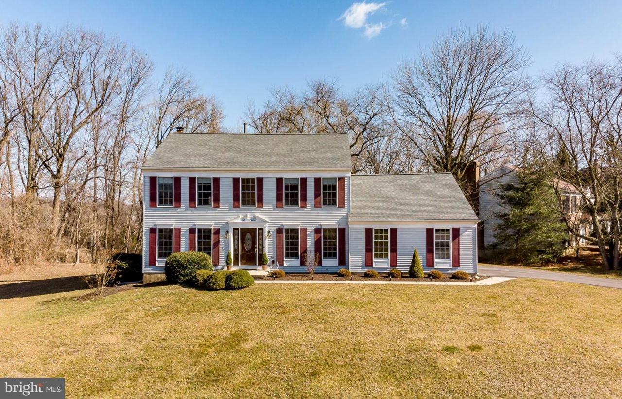 2 Colts Neck Way - Photo 1