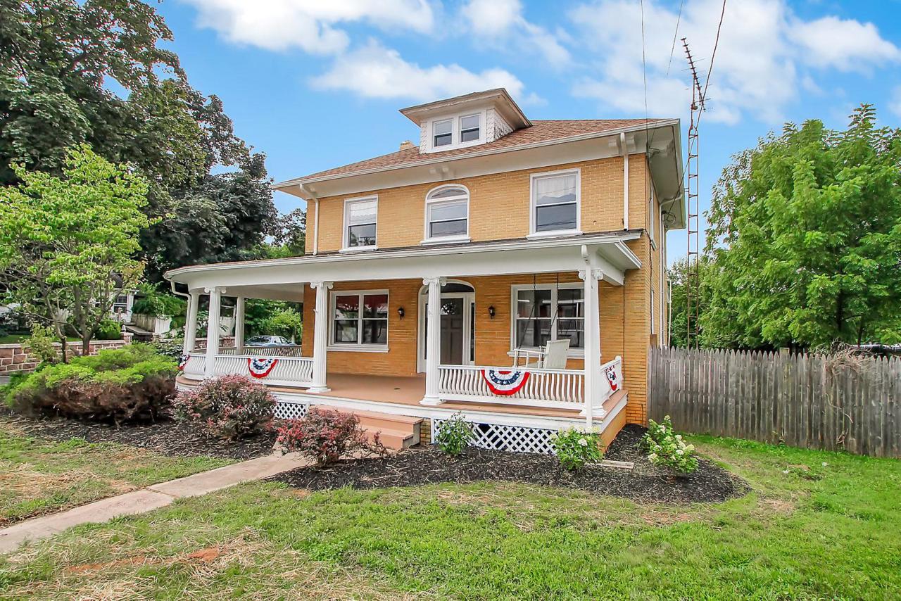 6818 Lincoln Highway - Photo 1