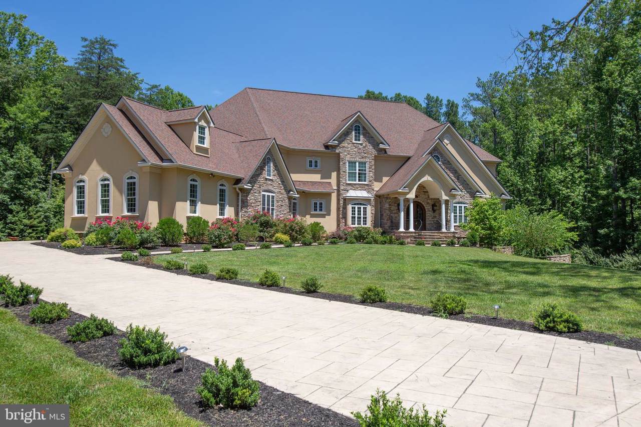 149 Estates Drive - Photo 1