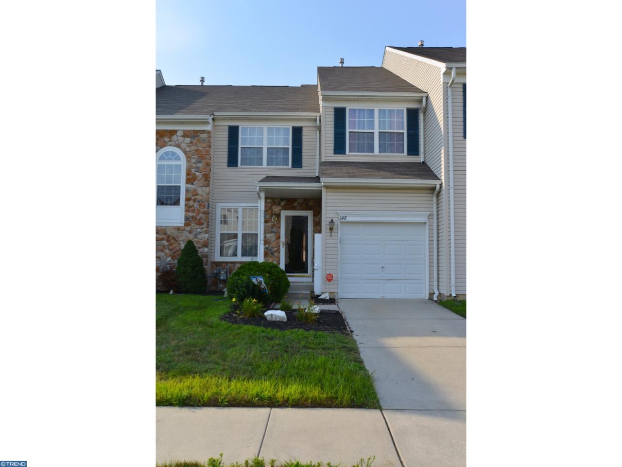148 Pennsbury Lane - Photo 1