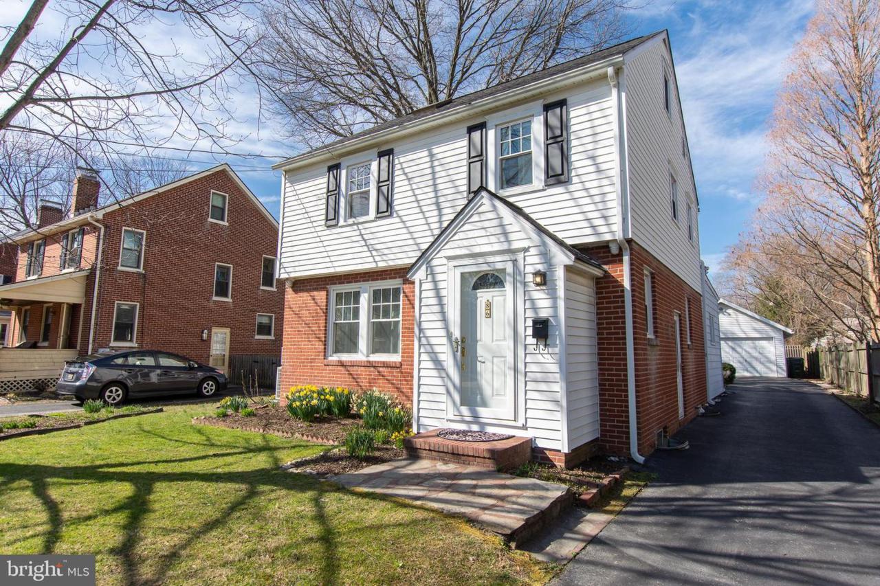 86 Kells Avenue - Photo 1