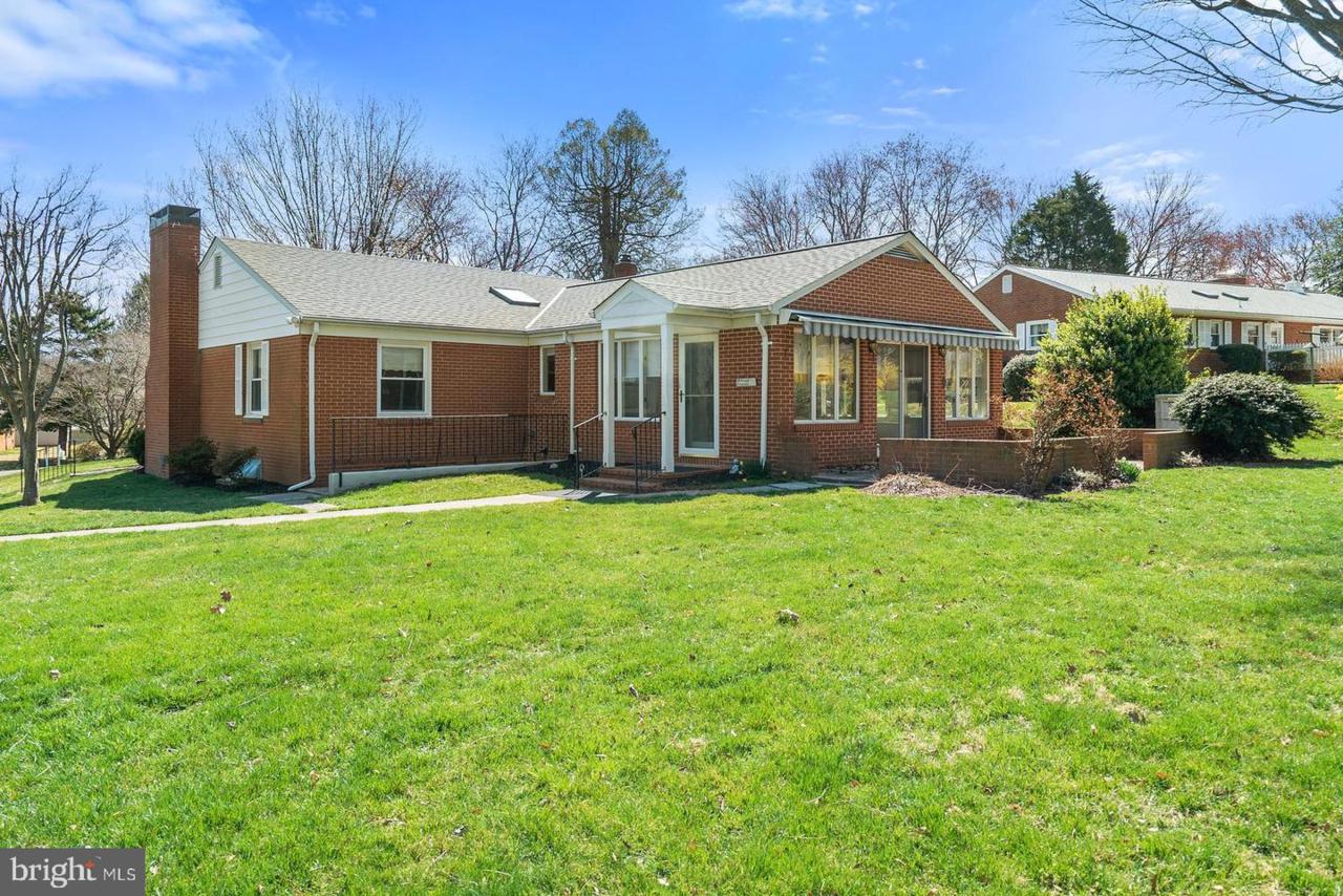 274 Norfolk Drive - Photo 1 274 Norfolk Drive - Photo 1