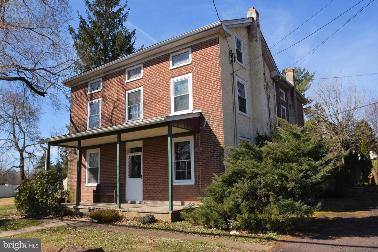 673 Gravel Pike - Photo 1