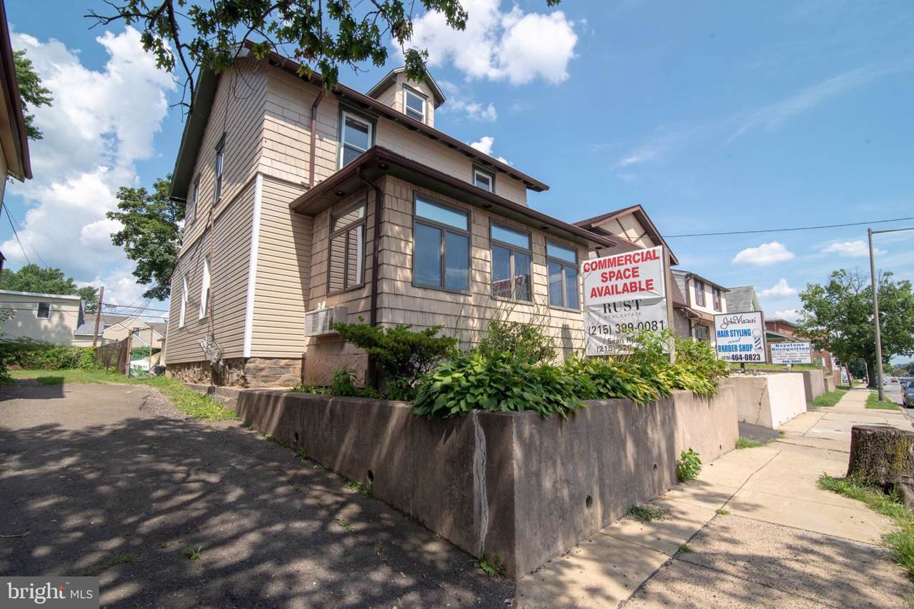 1917 Grant Avenue - Photo 1