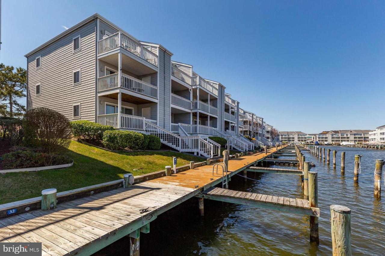 12301 Jamaica Avenue - Photo 1