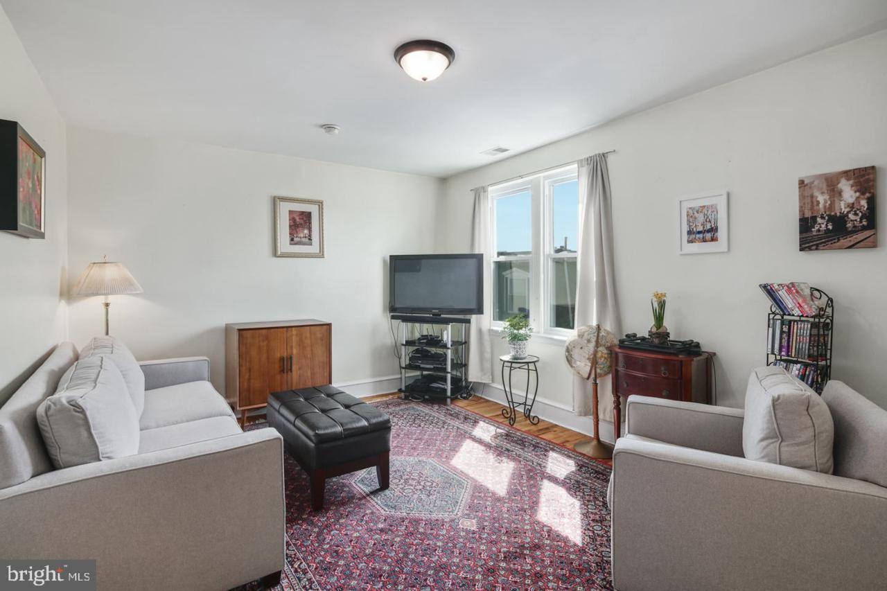 2342 Fitzwater Street - Photo 1