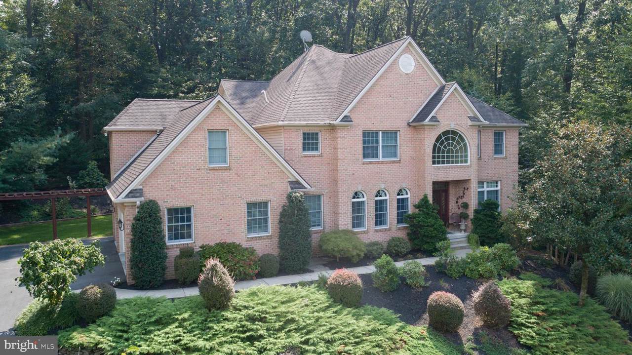 650 Meadow Rose Court - Photo 1