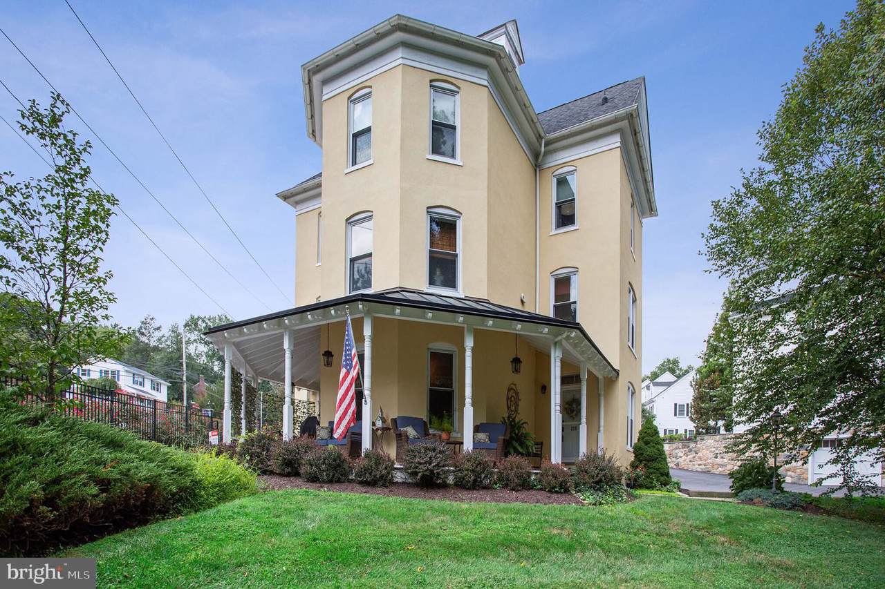 225 Phillips Mill Lane - Photo 1
