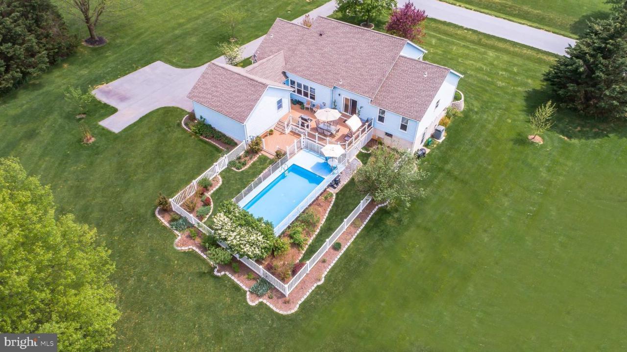 806 Dixon Avenue - Photo 1