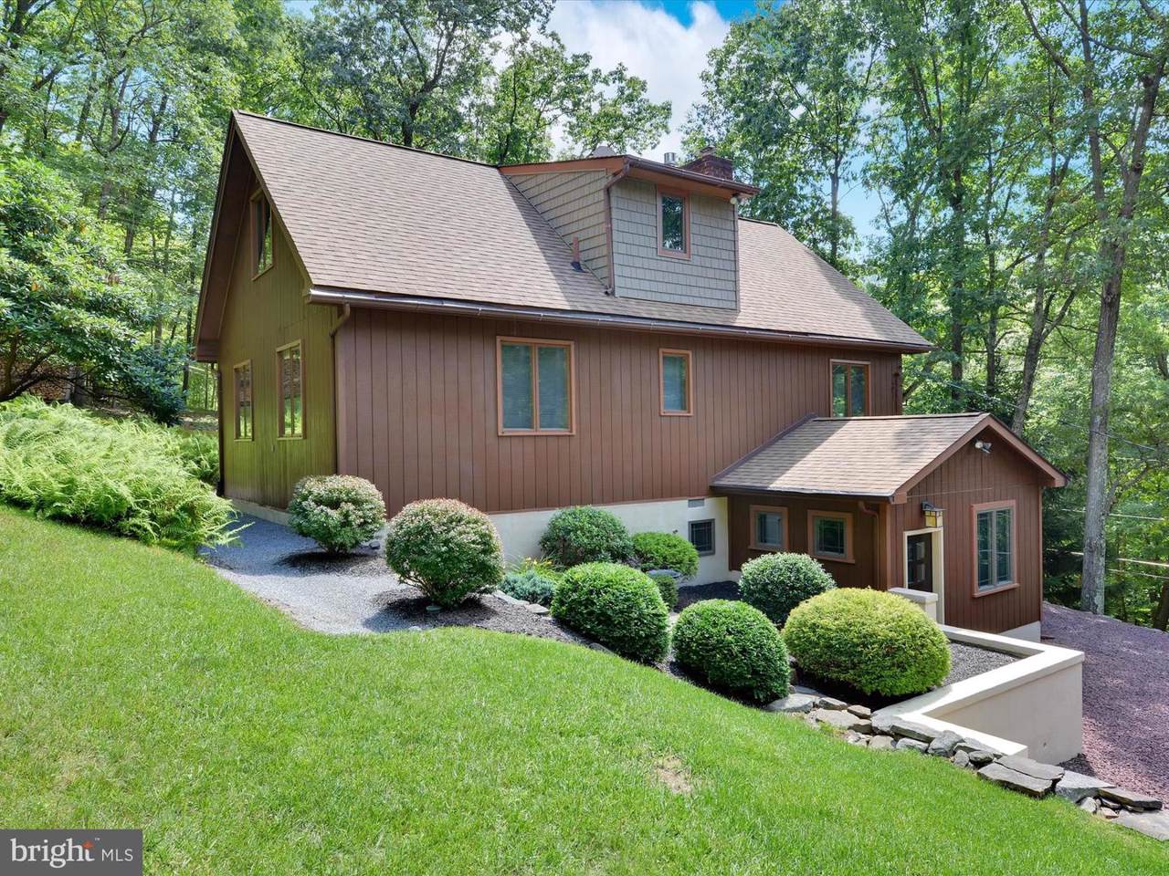 687 Tahoe Lane - Photo 1