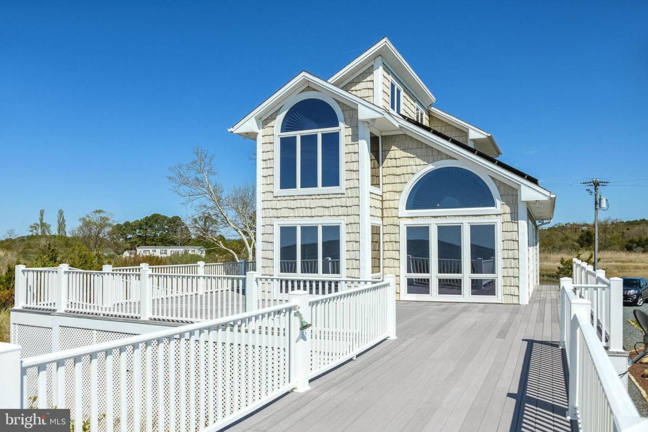 9302 Marina Drive - Photo 1