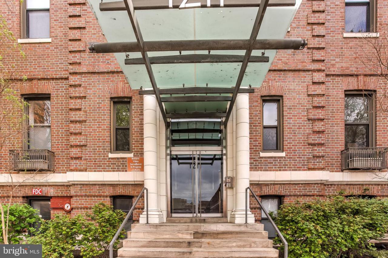 1211 Light Street - Photo 1