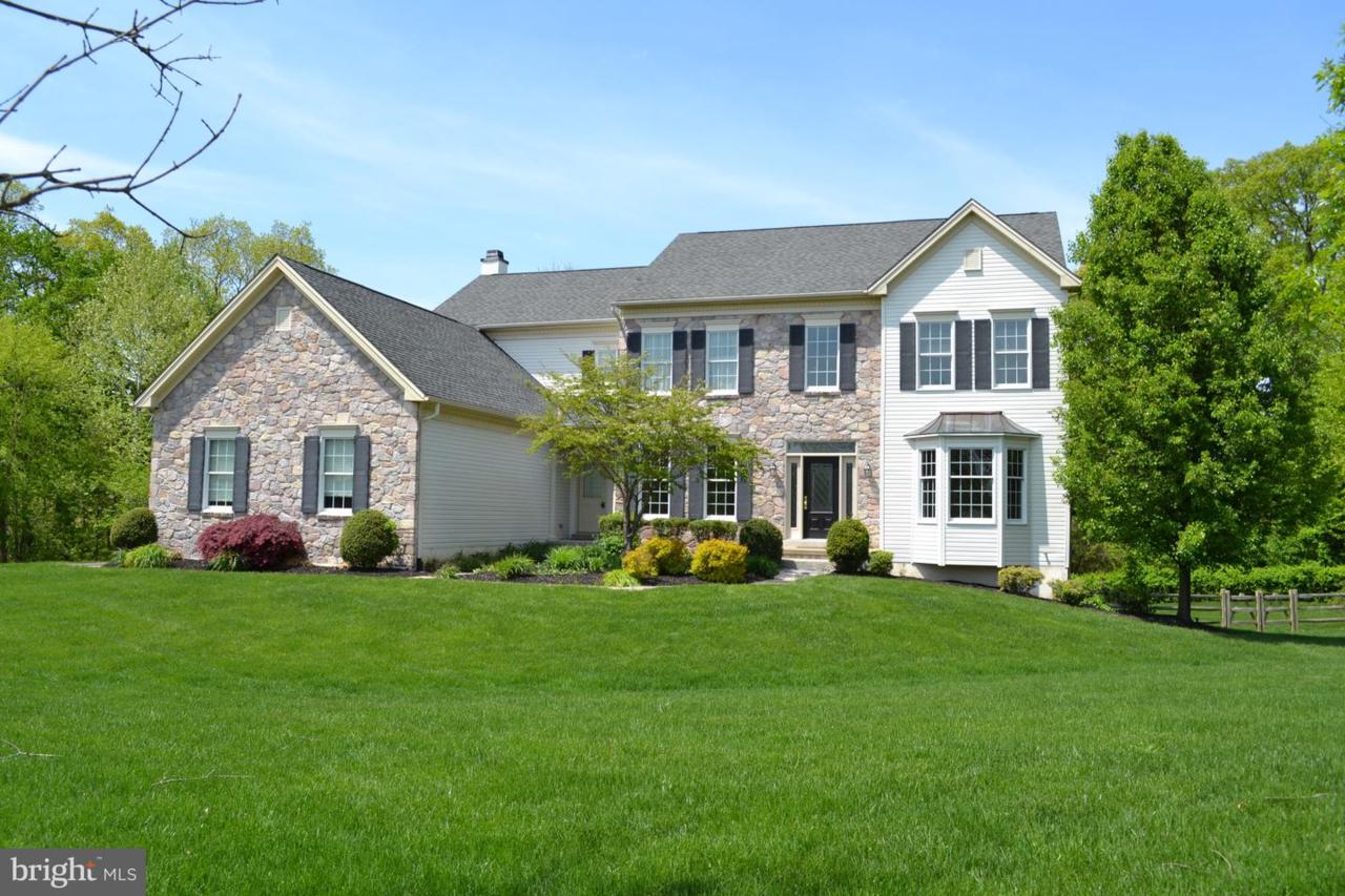 420 Nattull Drive - Photo 1