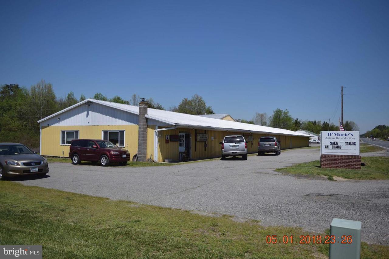 6136 Jefferson Davis Highway - Photo 1