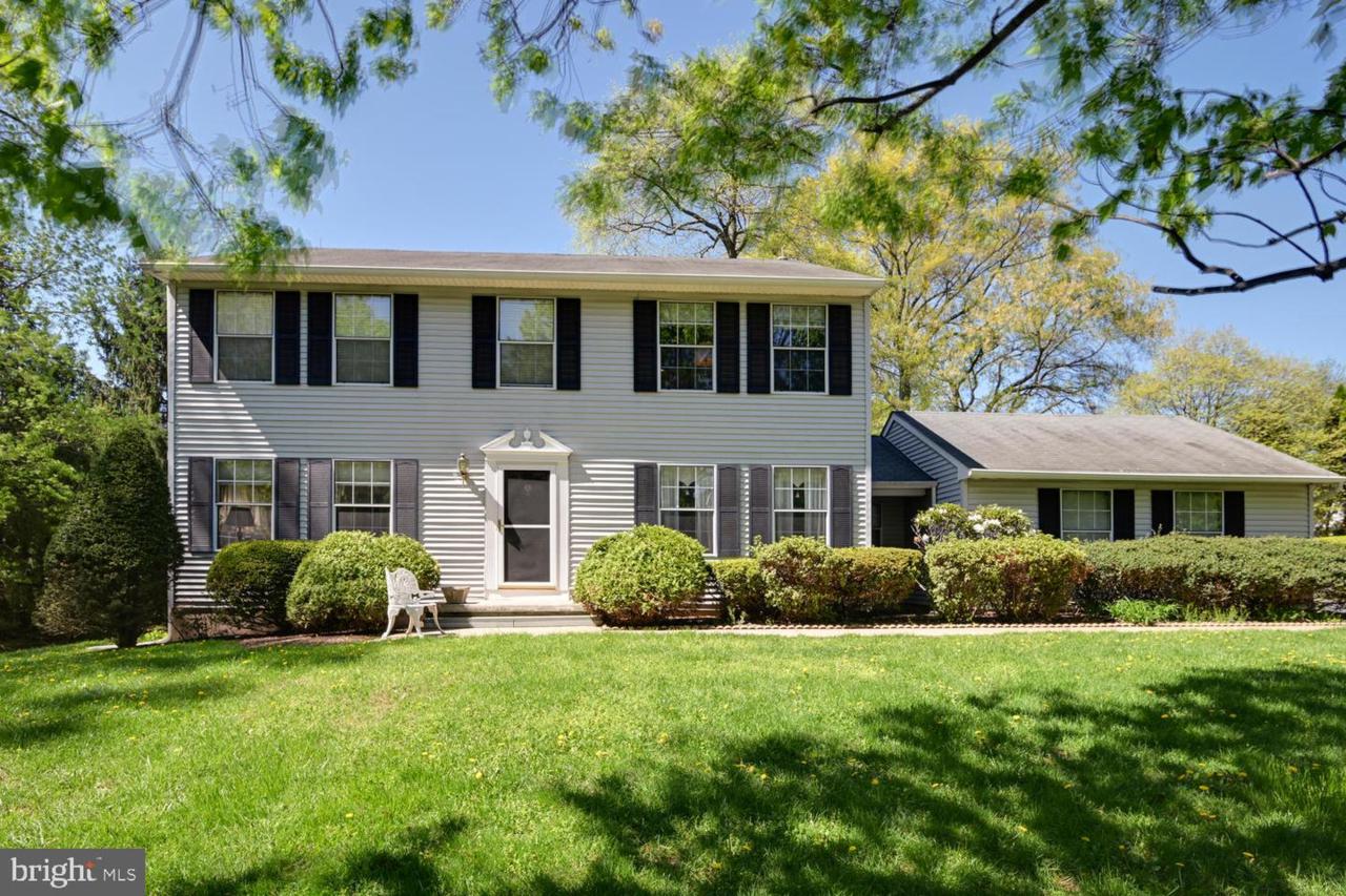 123 Nassau Drive - Photo 1