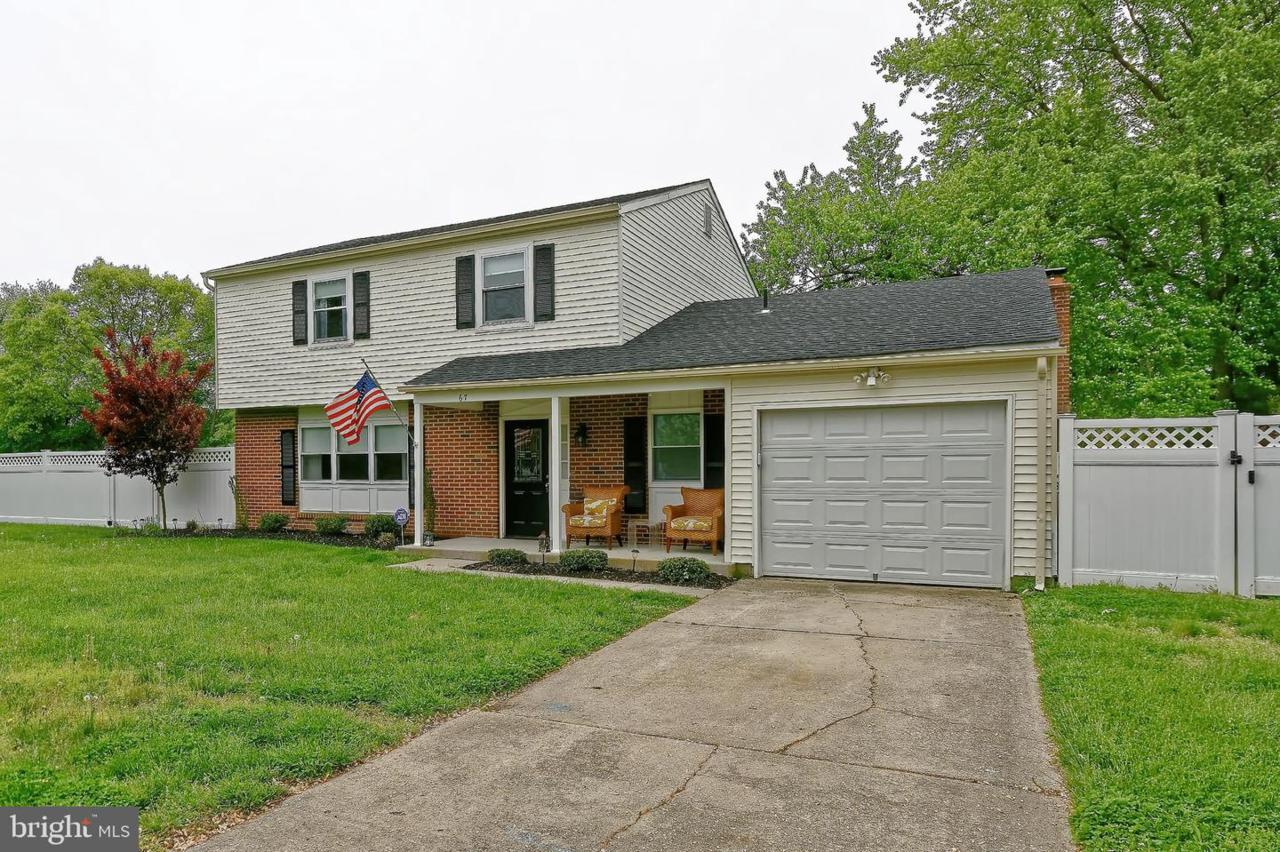 67 Hartford Road - Photo 1