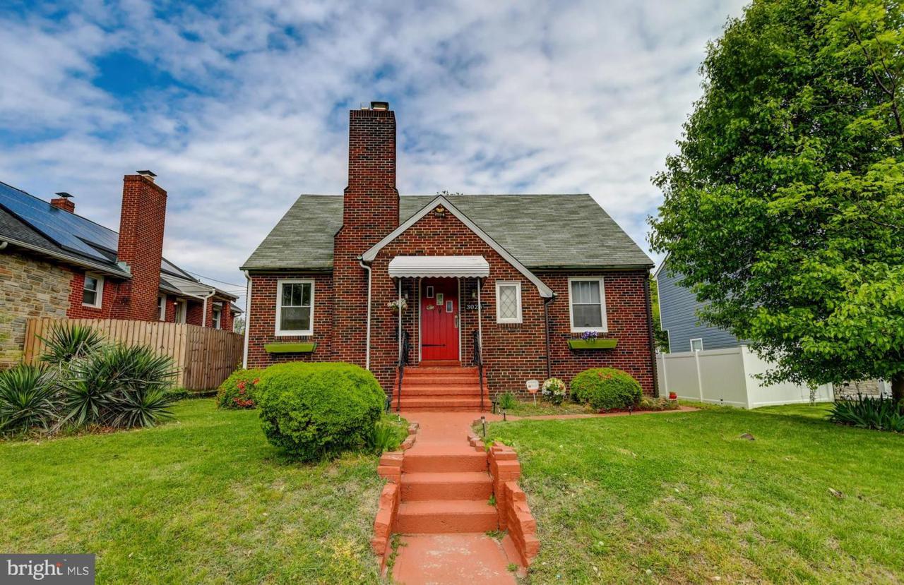 3025 Dundalk Avenue - Photo 1