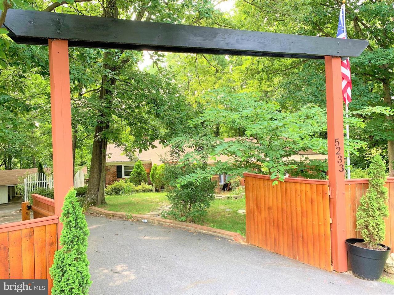 5233 Navaho Drive - Photo 1