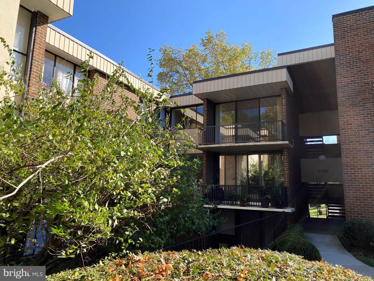 2004 Coleridge Drive - Photo 1
