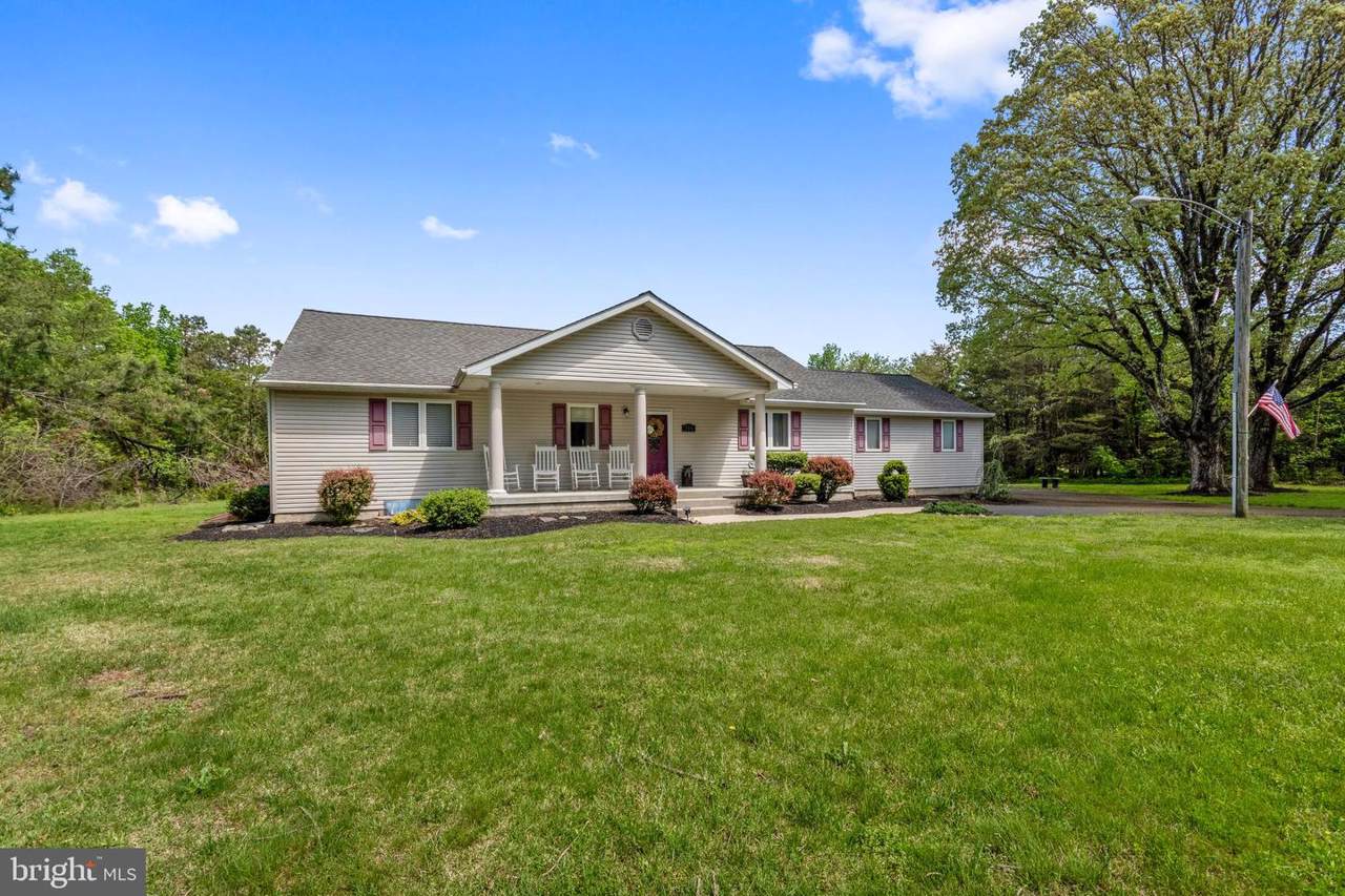 160 Earnest Garton Road - Photo 1