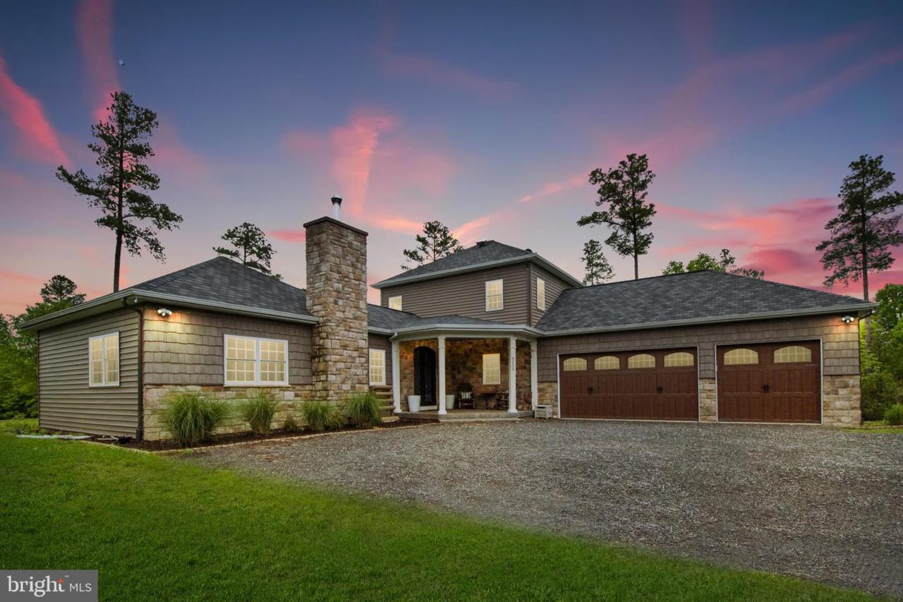 9220 Deerwood Lane - Photo 1