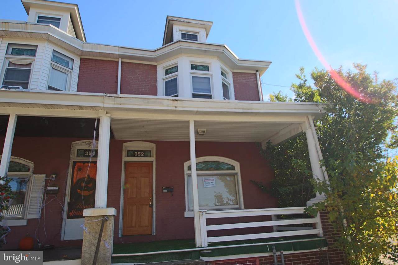 352 Spruce Street - Photo 1