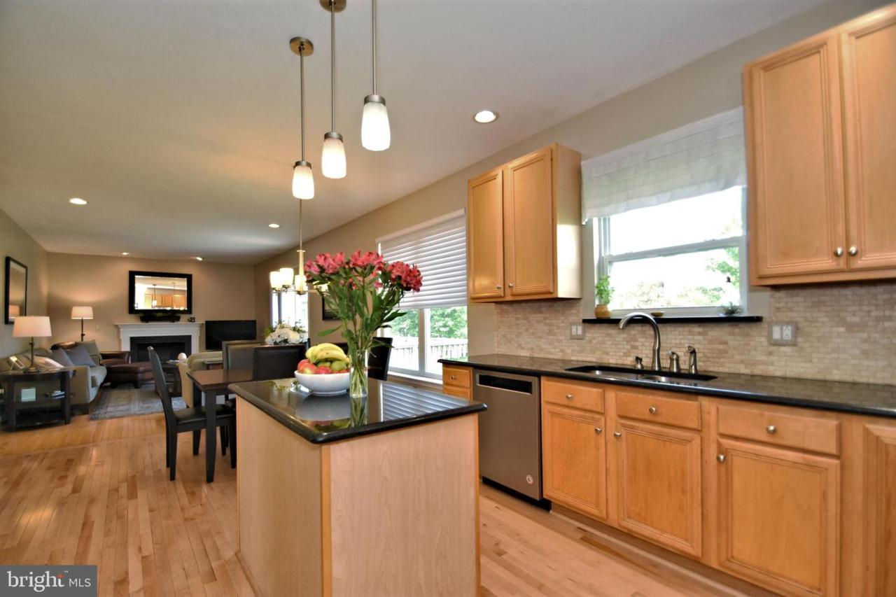 4002 Coulter Court - Photo 1