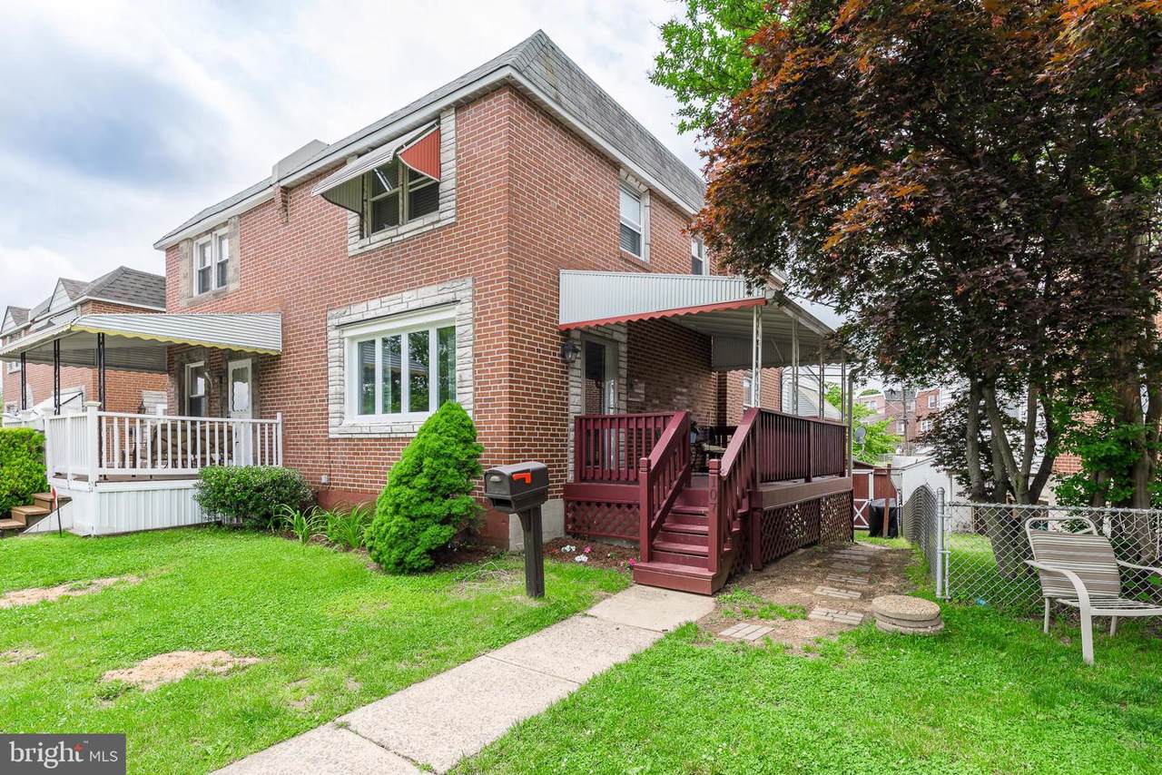 107 Lakeview Drive - Photo 1