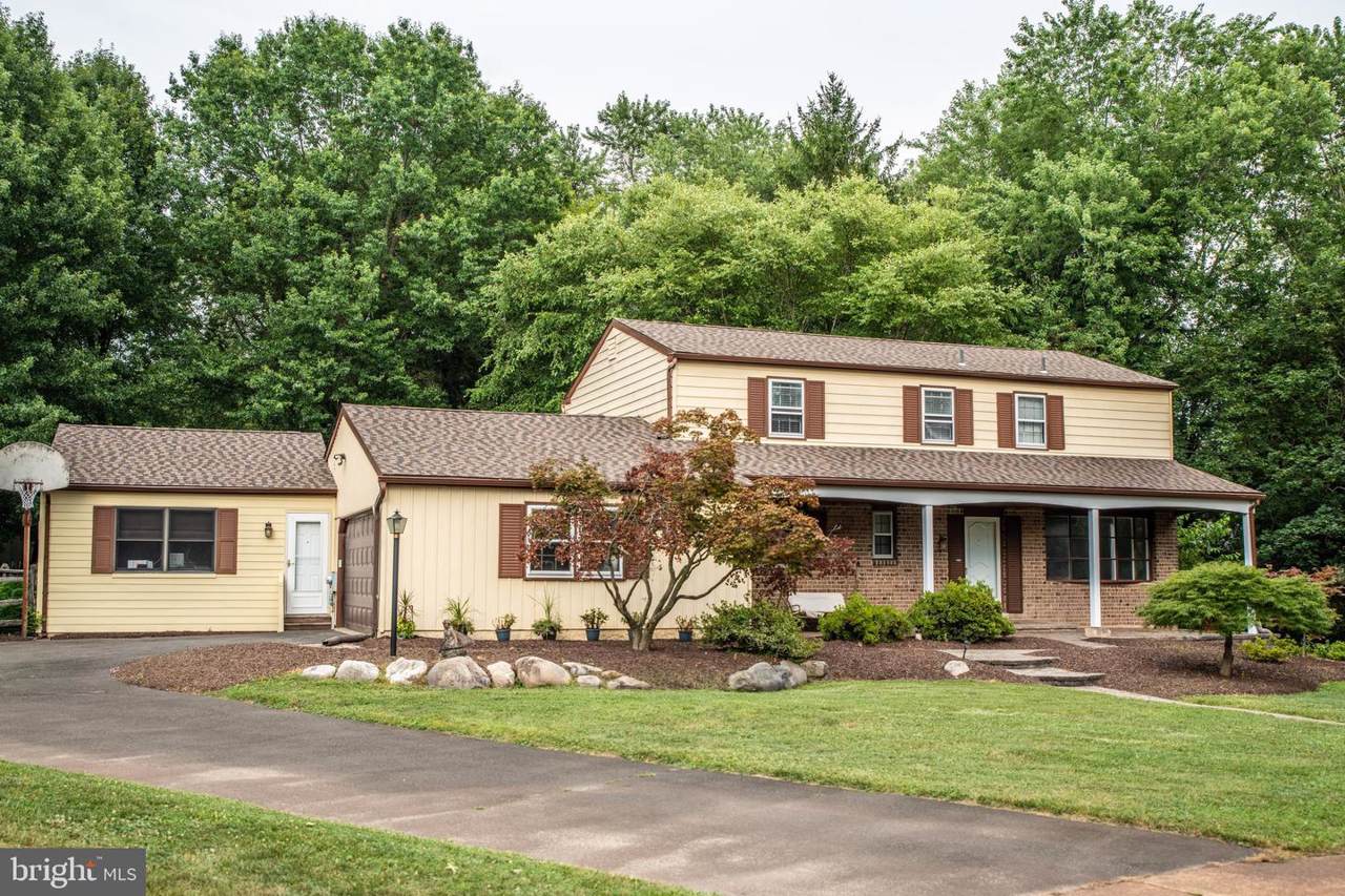 9 Pinetree Place - Photo 1