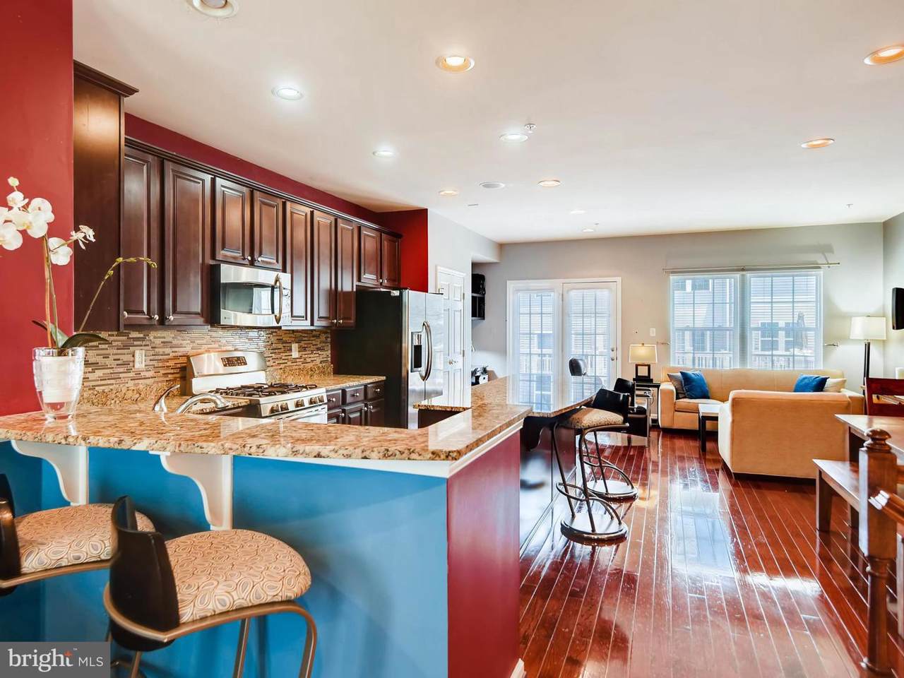 1504 Pin Oak Court - Photo 1