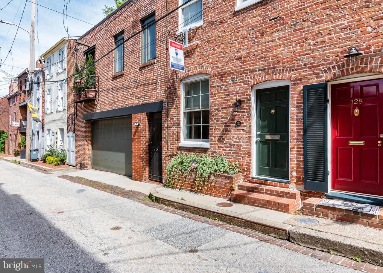 126 Churchill Street - Photo 1