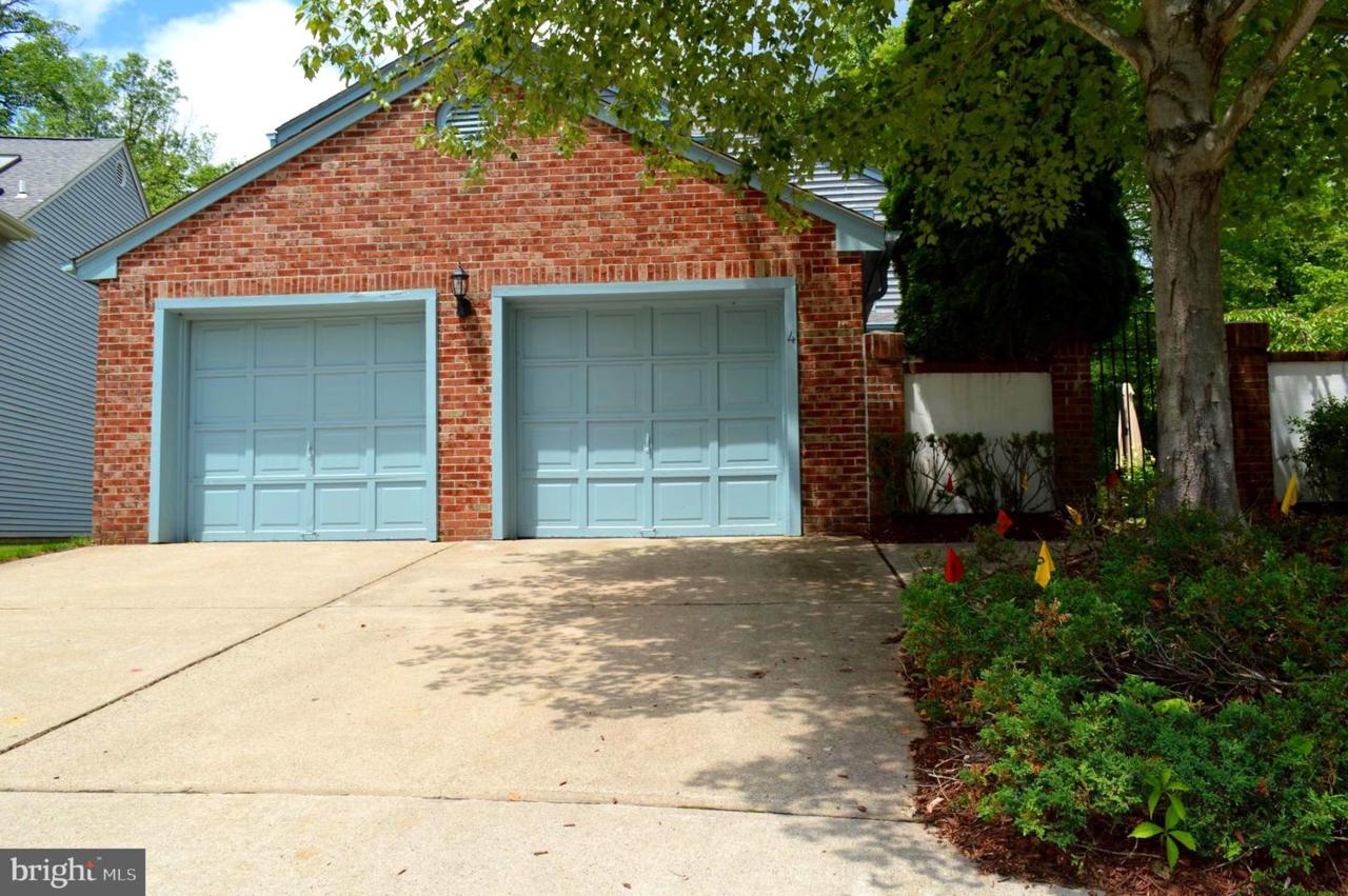 4 Nottingham Circle - Photo 1
