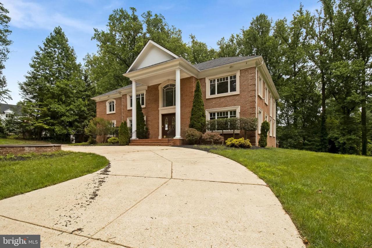 9101 Burdette Road - Photo 1