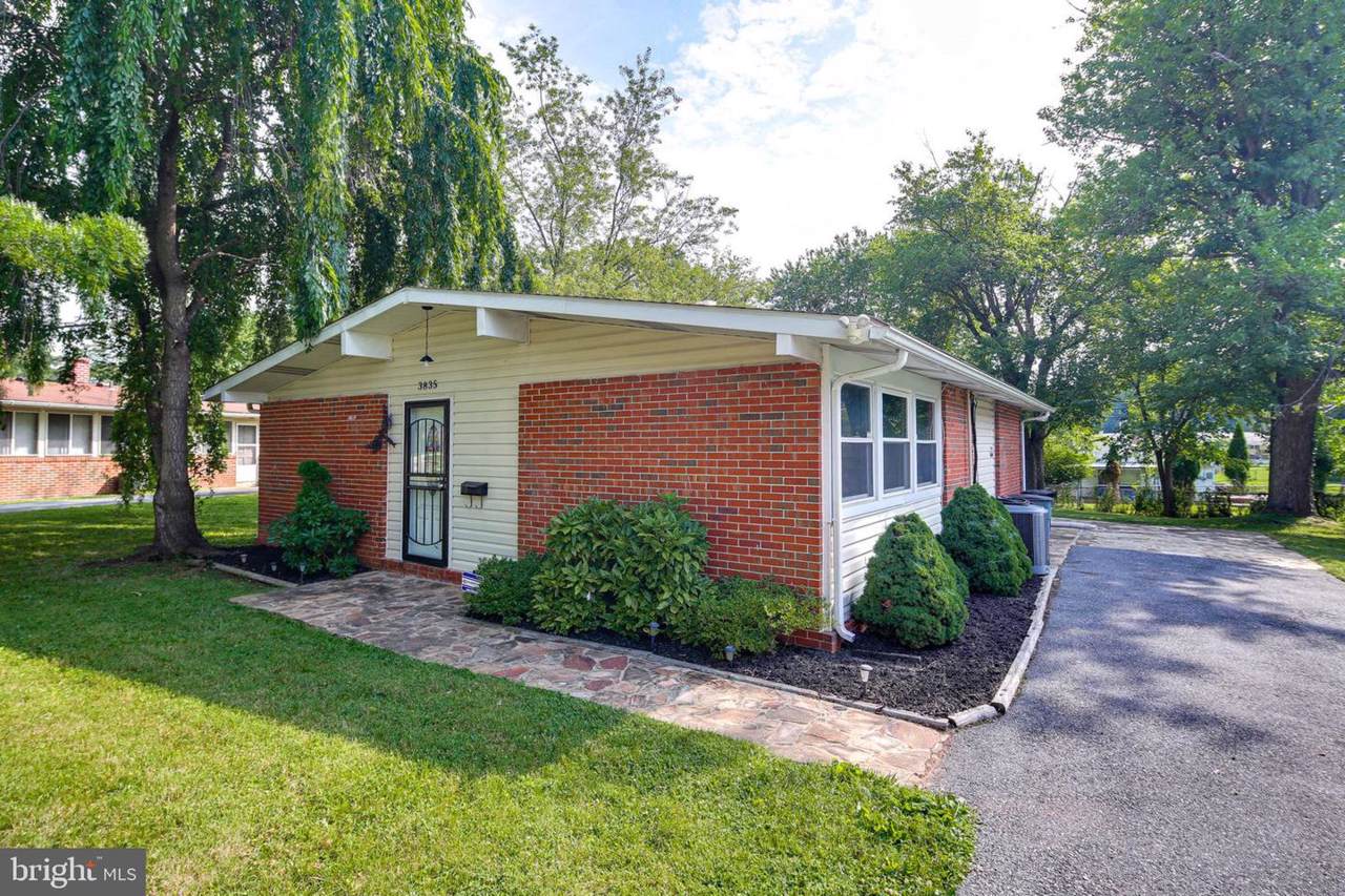 3835 Elmcroft Road - Photo 1